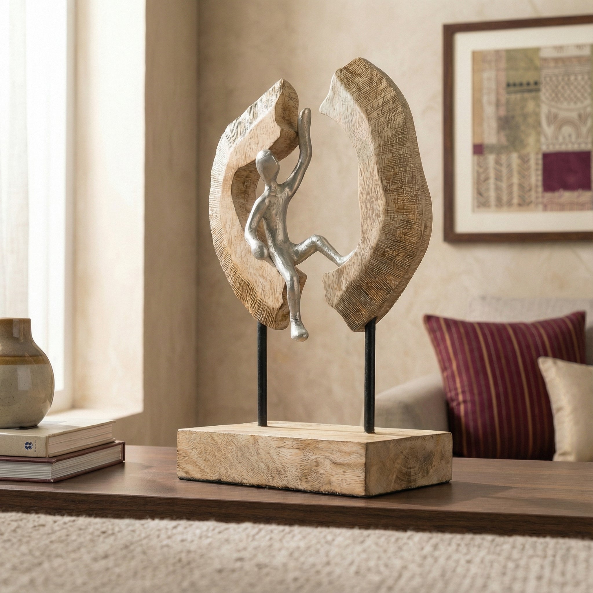 Climber Sculpture | Set of 1